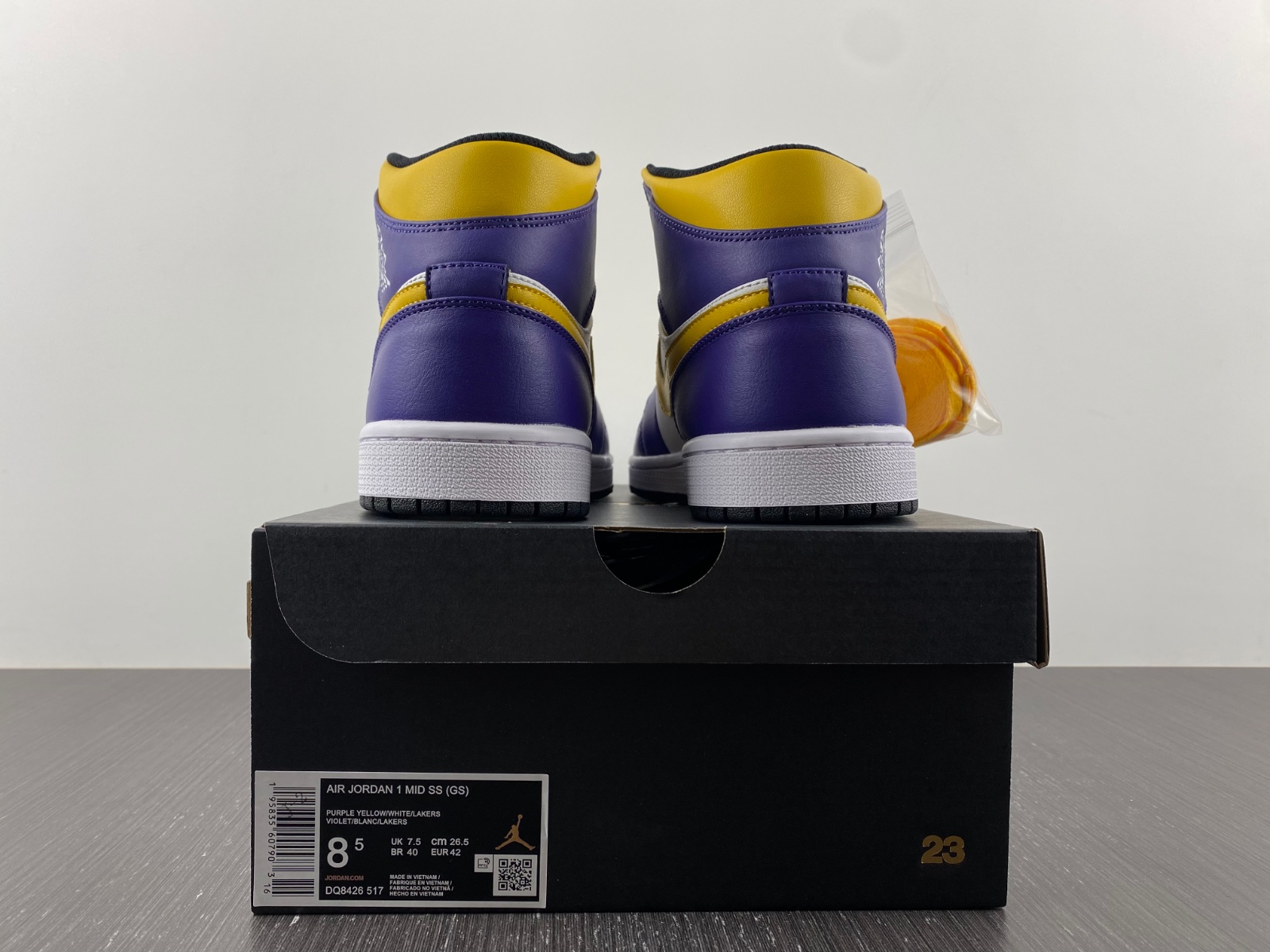 Air Jordan 1 Mid DQ8426-517